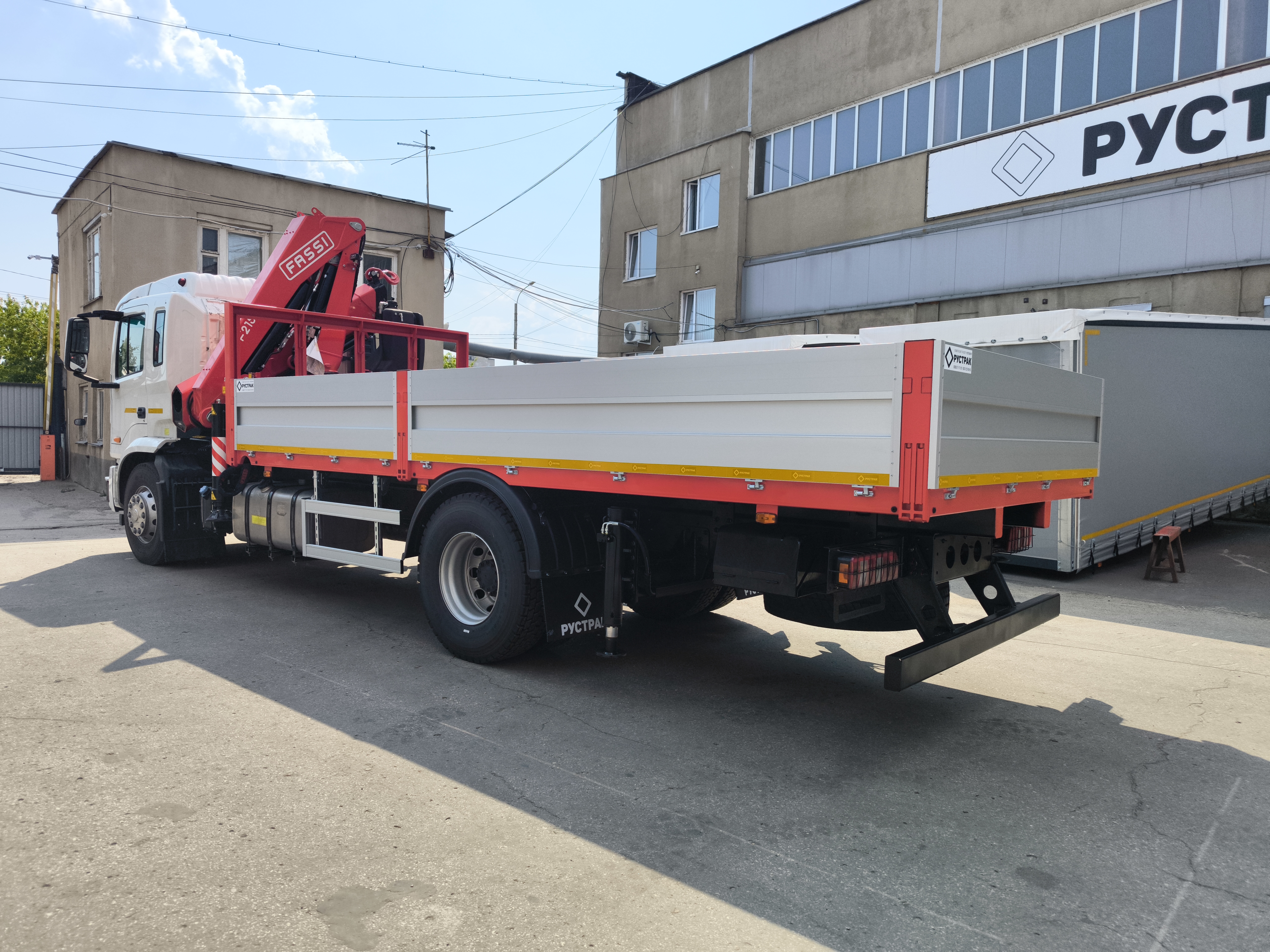 JAC N200 с КМУ FASSI F215A.0.22
