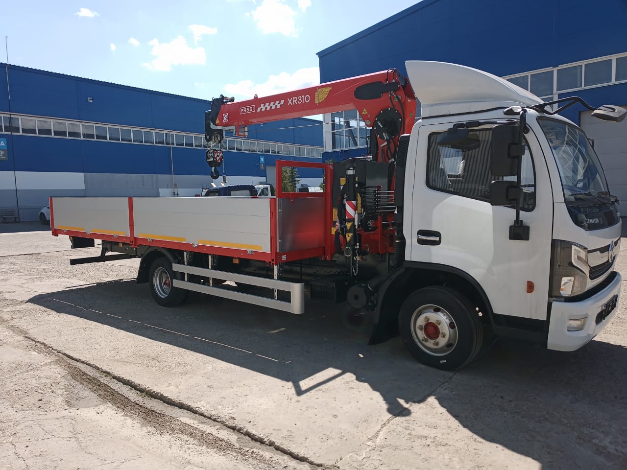 XR310